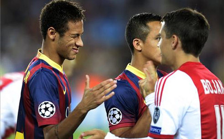 Neymar estreia na Liga dos Campeões contra o Ajax