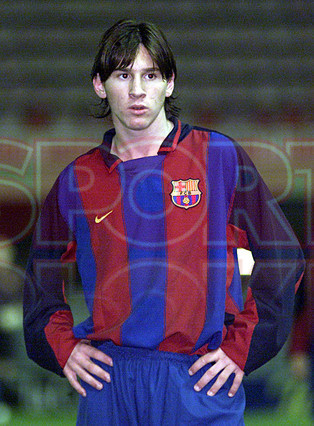 9.Leo Messi 2003-2004
