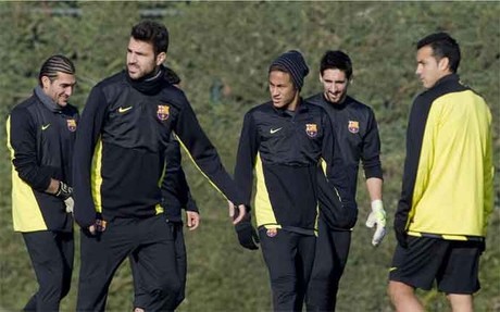 Pinto, Cesc, Oier, Neymar y Pedro en el entrenamiento de la Ciutat Esportiva