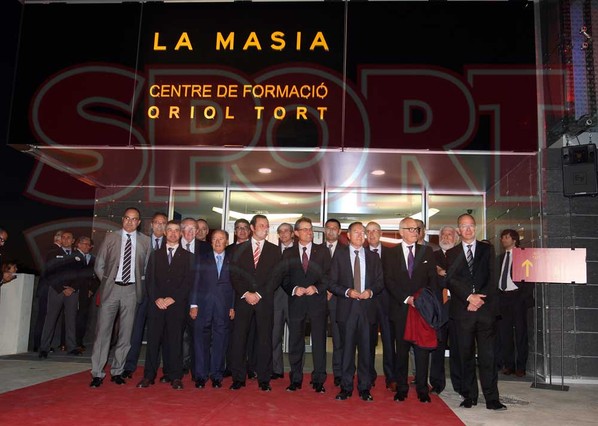 El Barça inauguró la nueva Masia Centre Formatiu Oriol Tort
