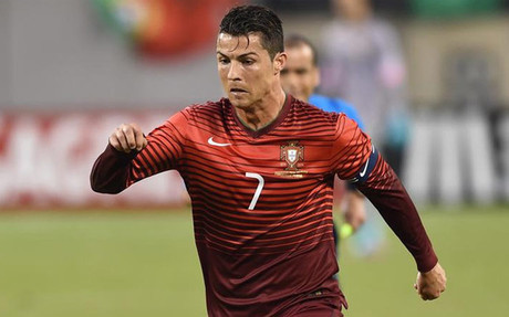 Cristiano repareció en el último amistoso de Portugal