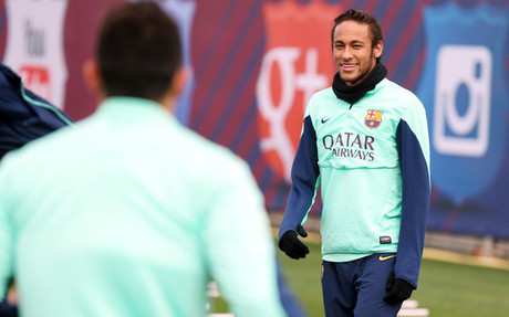 Neymar sorprendió con su nuevo look