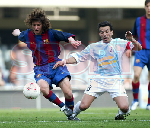 13.Leo Messi 2003-2004