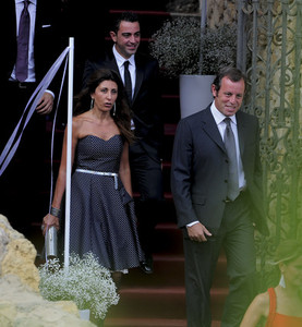 El presidente del Barça y su mujer, en la boda de Andrés Iniesta