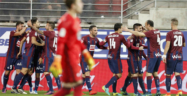 Video resumen Eibar - Celta (1-0). Jornada 12 Liga Santander 2016-17