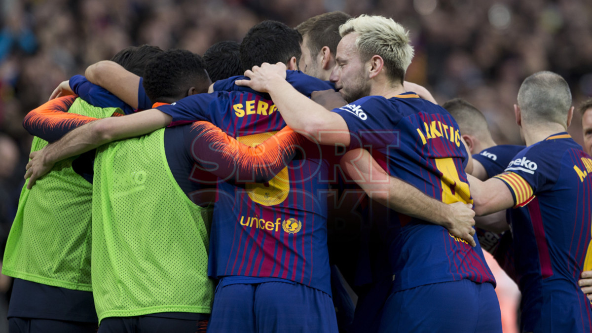 صور مباراة : برشلونة - أتلتيكو مدريد 1-0 ( 04-03-2018 )  Barcelona-atletico-madrid-1520193323290