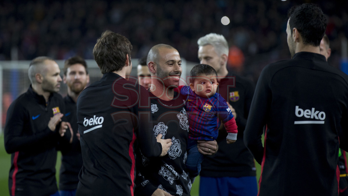 صور مباراة : اسبانيول - برشلونة 1-0 ( 17-01-2018 )  Barcelona-rcd-espanyol-1516924158122