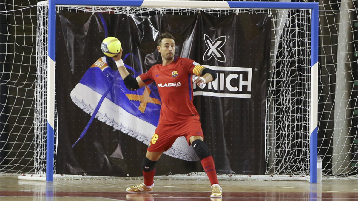 Paco Sedano Elegido Mejor Portero Del Mundo De Futsal