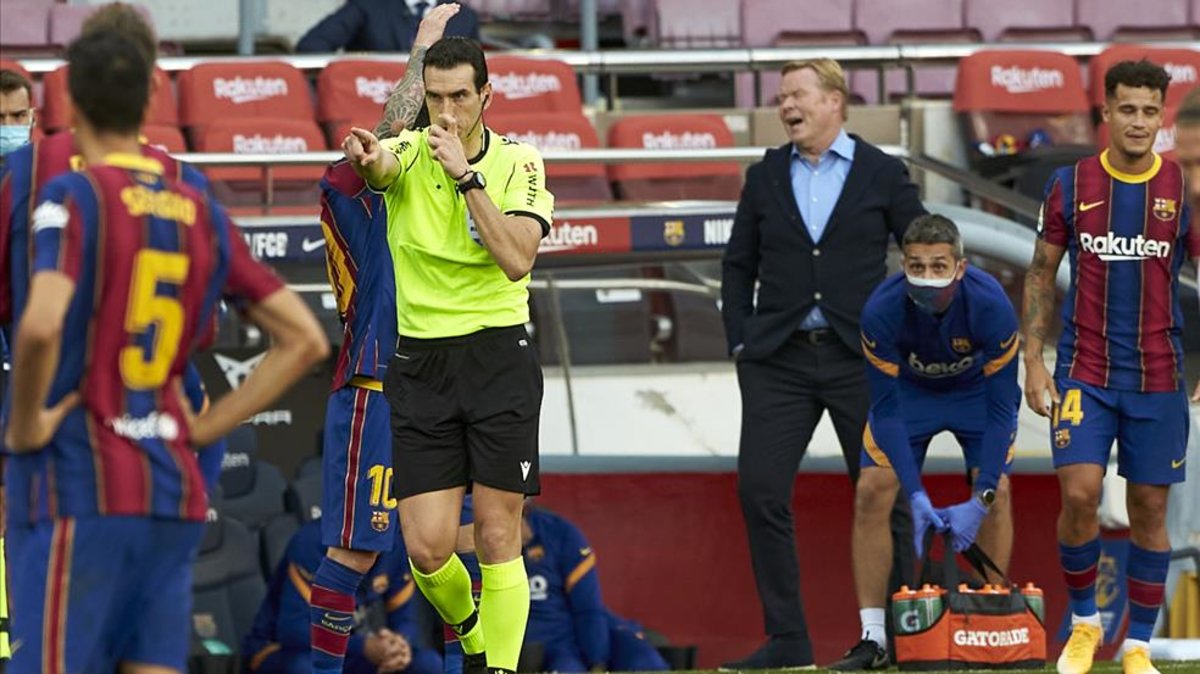 koeman-does-not-regret-strong-var-criticism-after-clasico-defeat