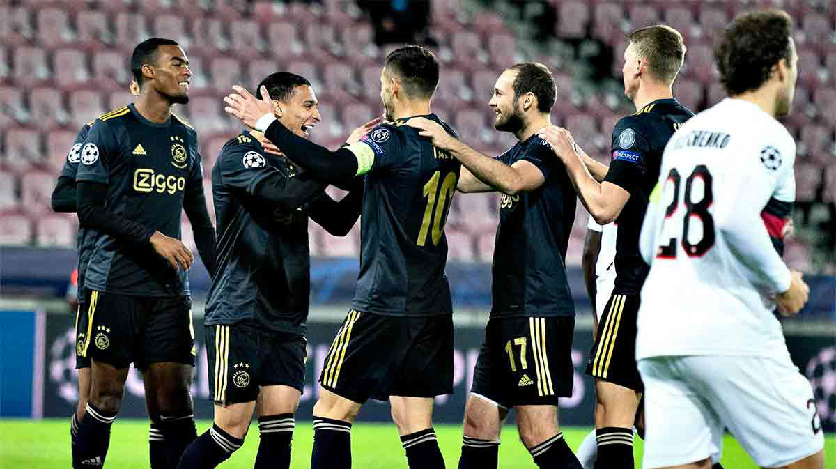 Resumen y goles del Midtjylland-Ajax de la Champions League