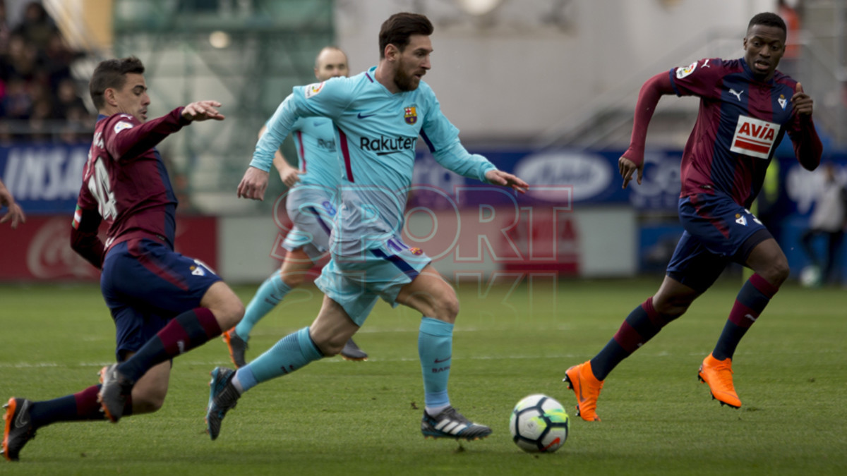 صور مباراة : ايبار - برشلونة 0-2 ( 17-02-2018 )  Eibar-barcelona-1518901411677