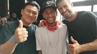 Neymar, junto a Piqu� y Mikitani